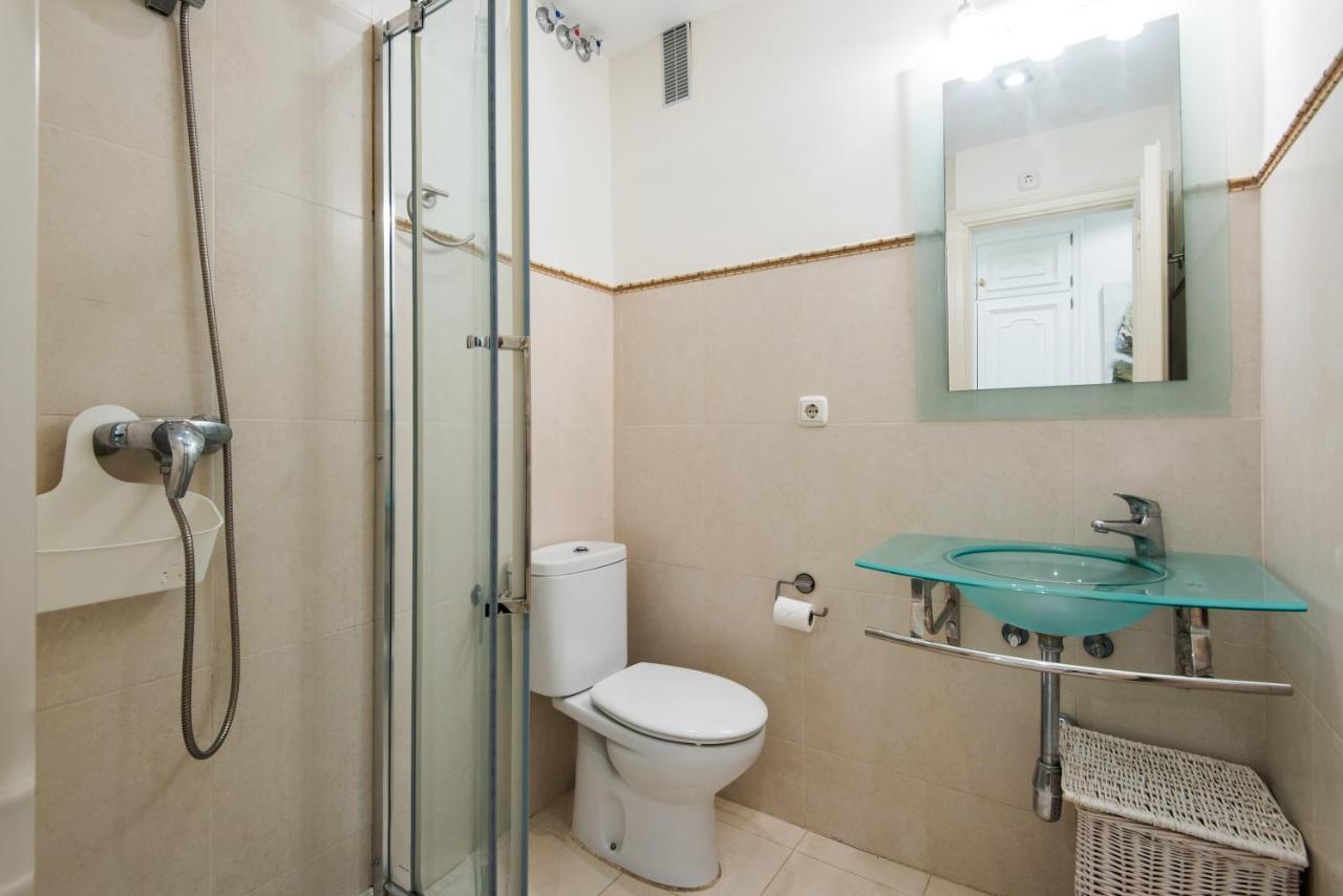Rentandhomes Beachfront Marbella Center Ngoại thất bức ảnh