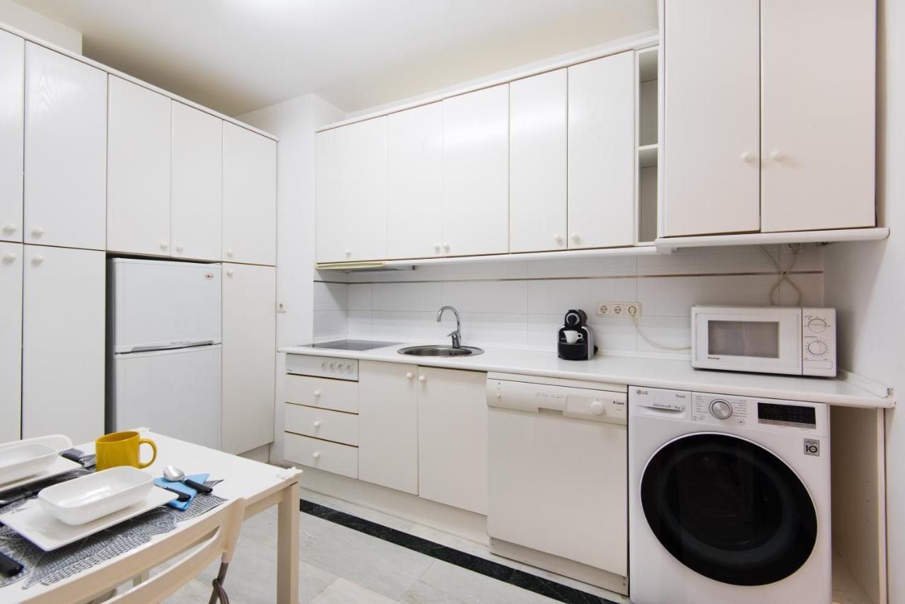 Rentandhomes Beachfront Marbella Center Ngoại thất bức ảnh