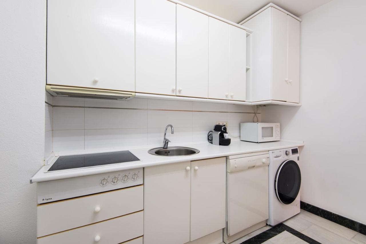 Rentandhomes Beachfront Marbella Center Ngoại thất bức ảnh